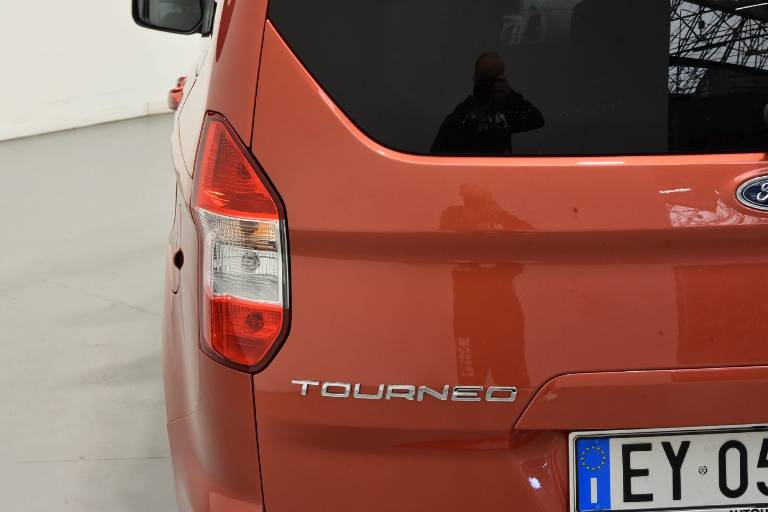 FORD Tourneo Courier 34