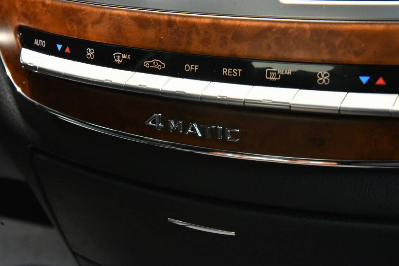 MERCEDES-BENZ S 320 48