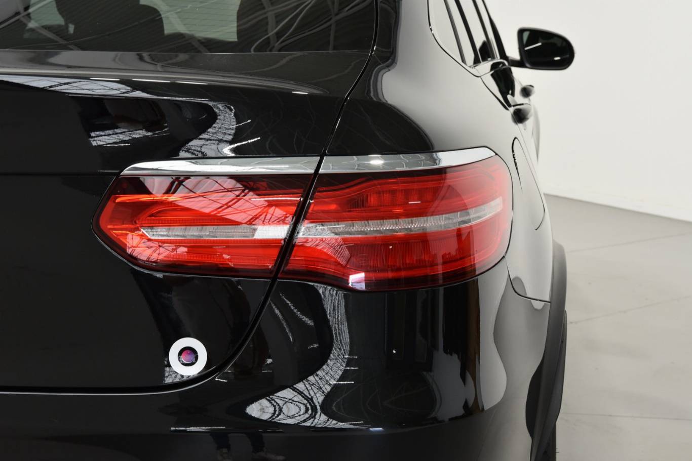 MERCEDES-BENZ GLC 220 19