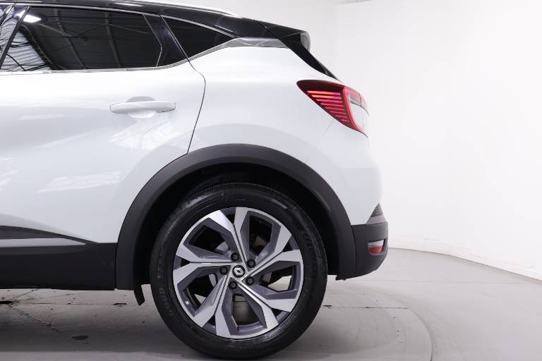 RENAULT Captur 38