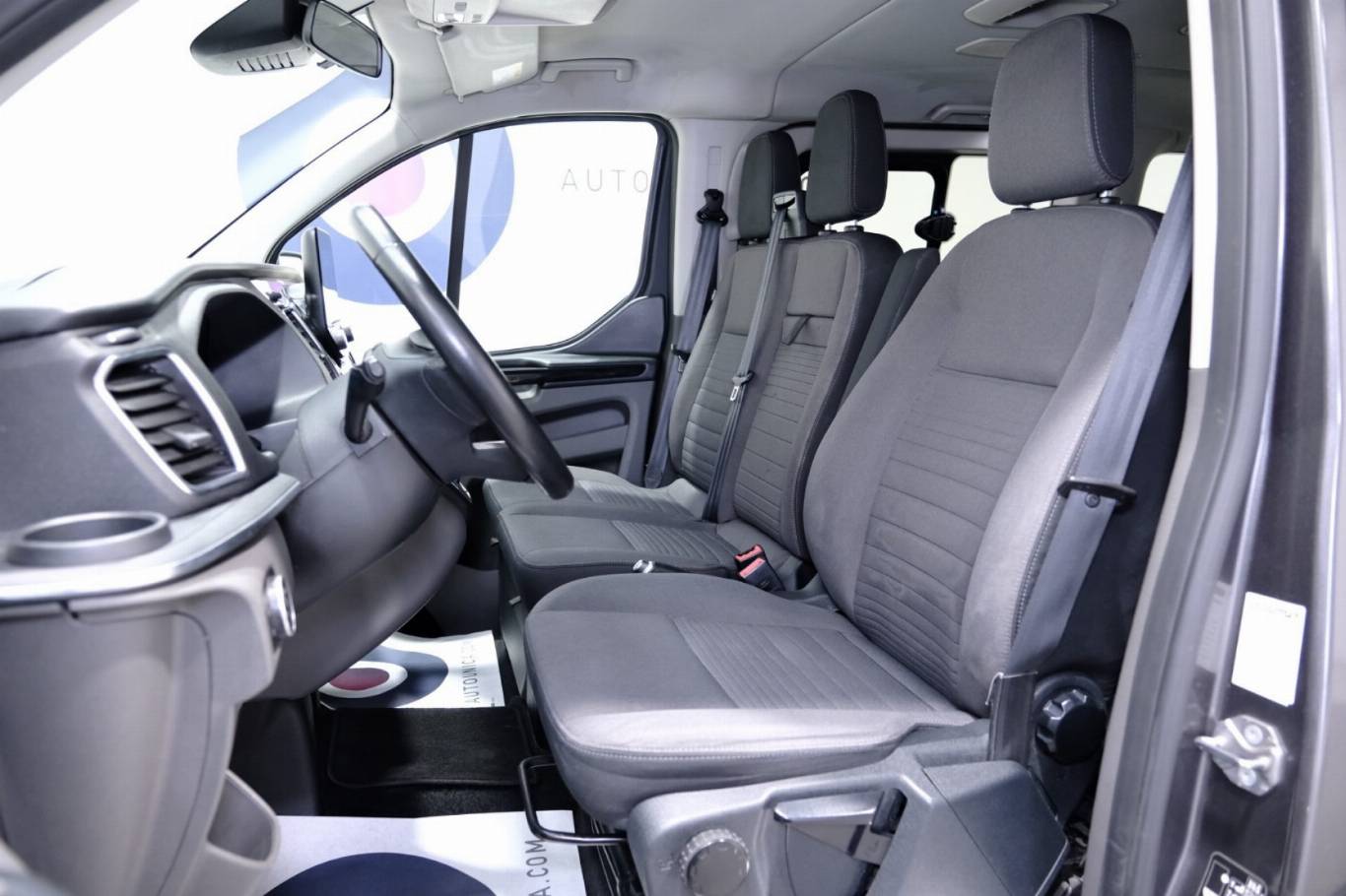 FORD Tourneo Custom 6