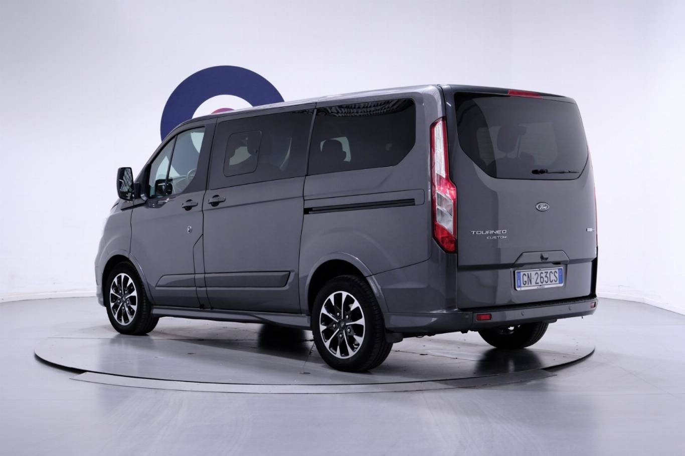 FORD Tourneo Custom 3