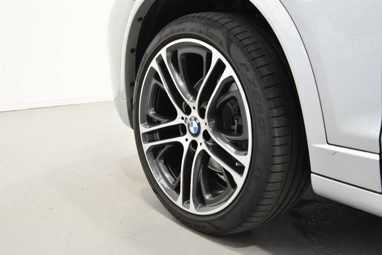 BMW X4 9