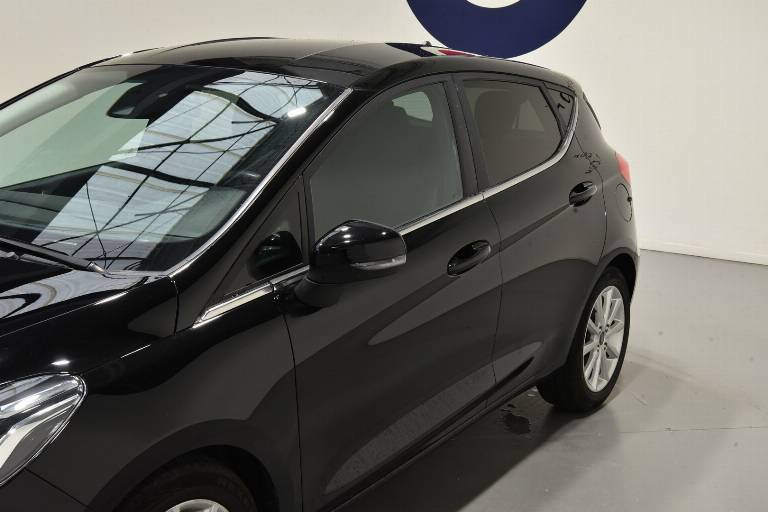 FORD Fiesta 36