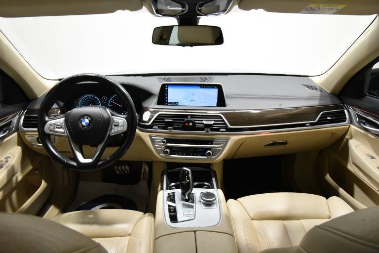 BMW 730 30
