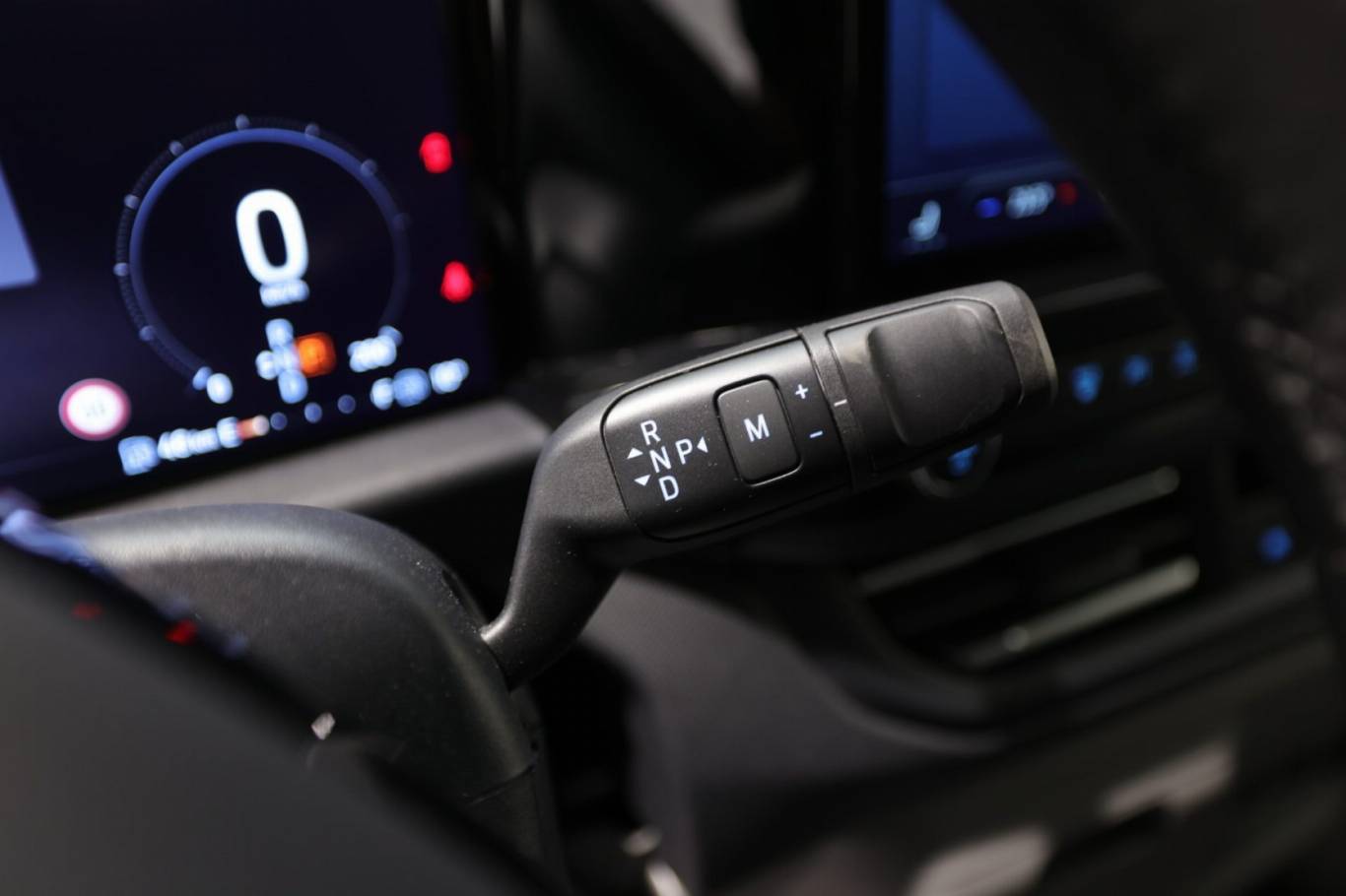 FORD Tourneo Custom 24