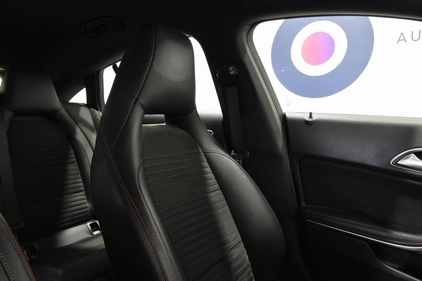 MERCEDES-BENZ CLA 200 50