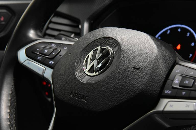 VOLKSWAGEN T-Cross 24