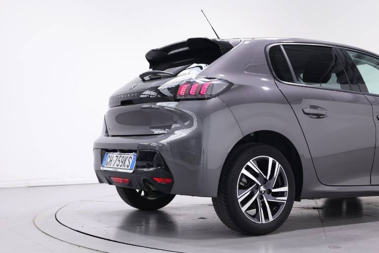 PEUGEOT 208 42