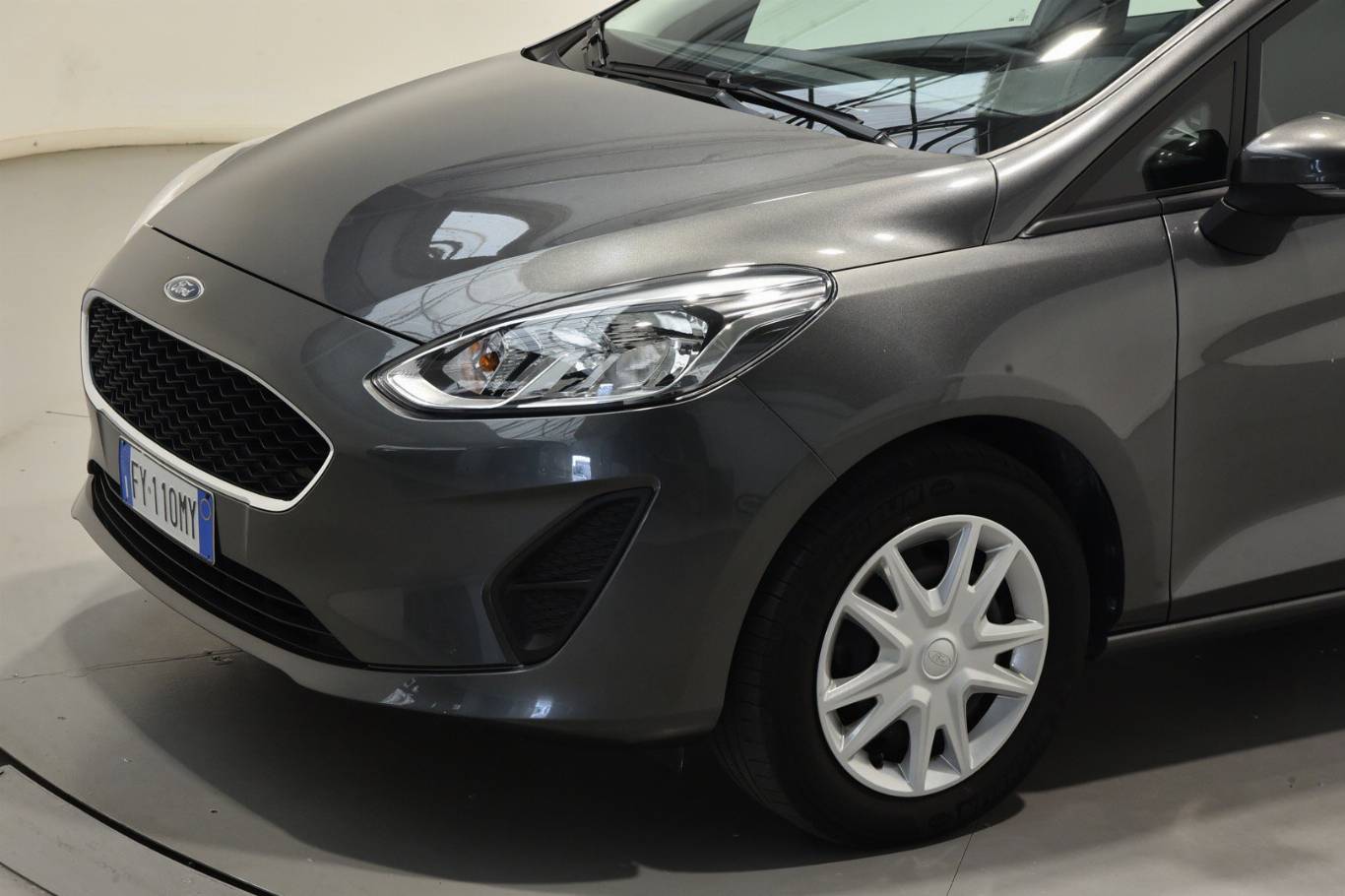 FORD Fiesta 16