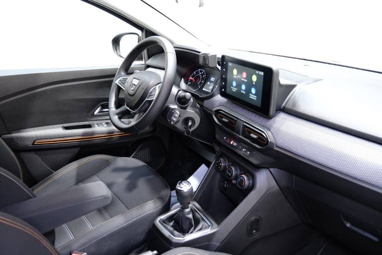 DACIA Sandero 53