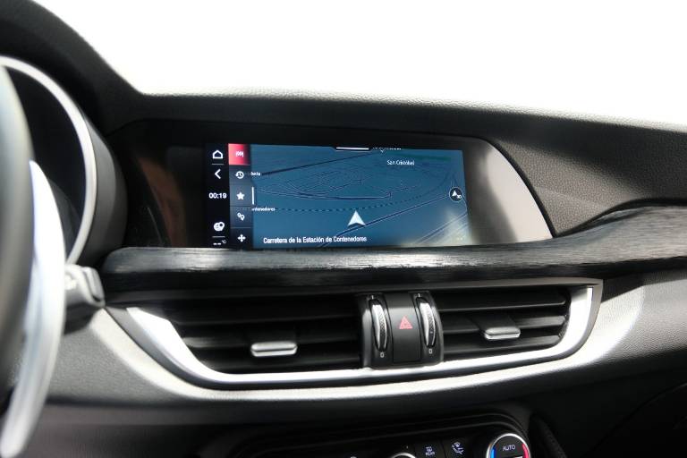 ALFA ROMEO Stelvio 24