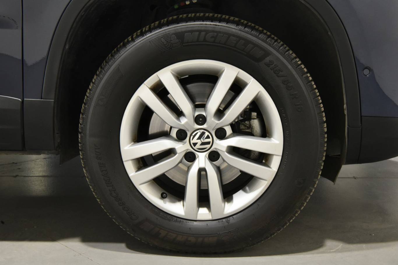 VOLKSWAGEN Tiguan 32