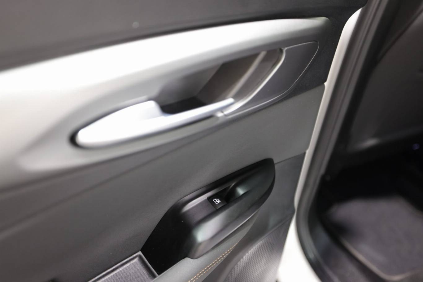 ALFA ROMEO Tonale 41