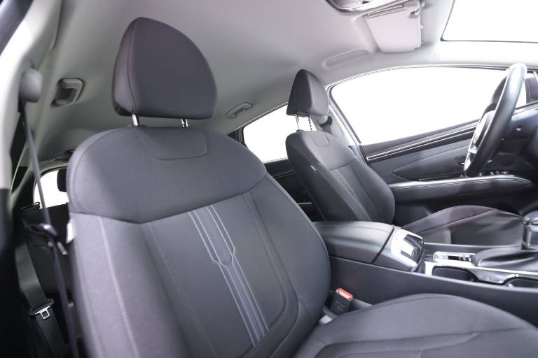HYUNDAI Tucson 47