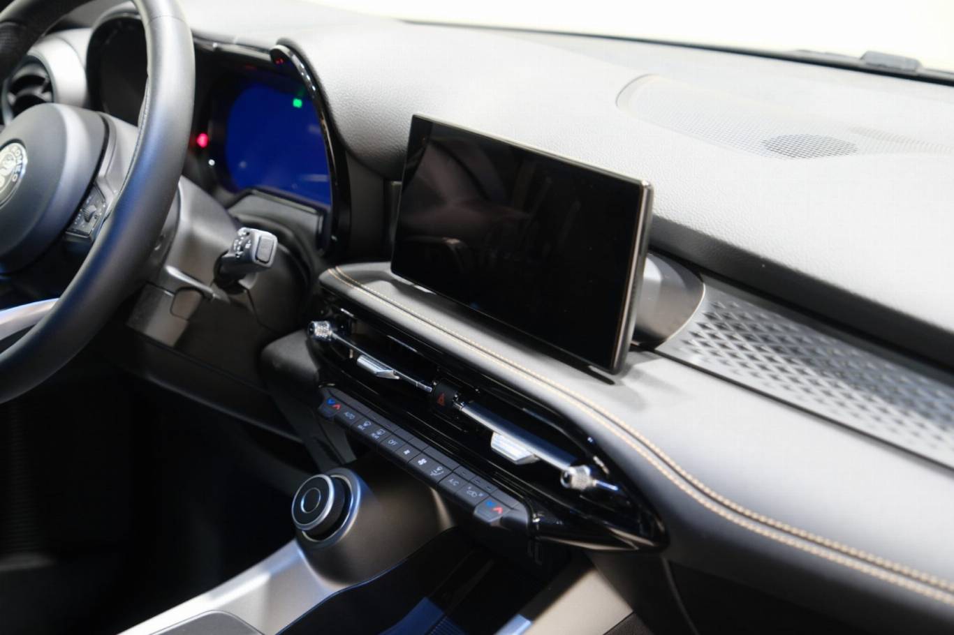 ALFA ROMEO Tonale 56