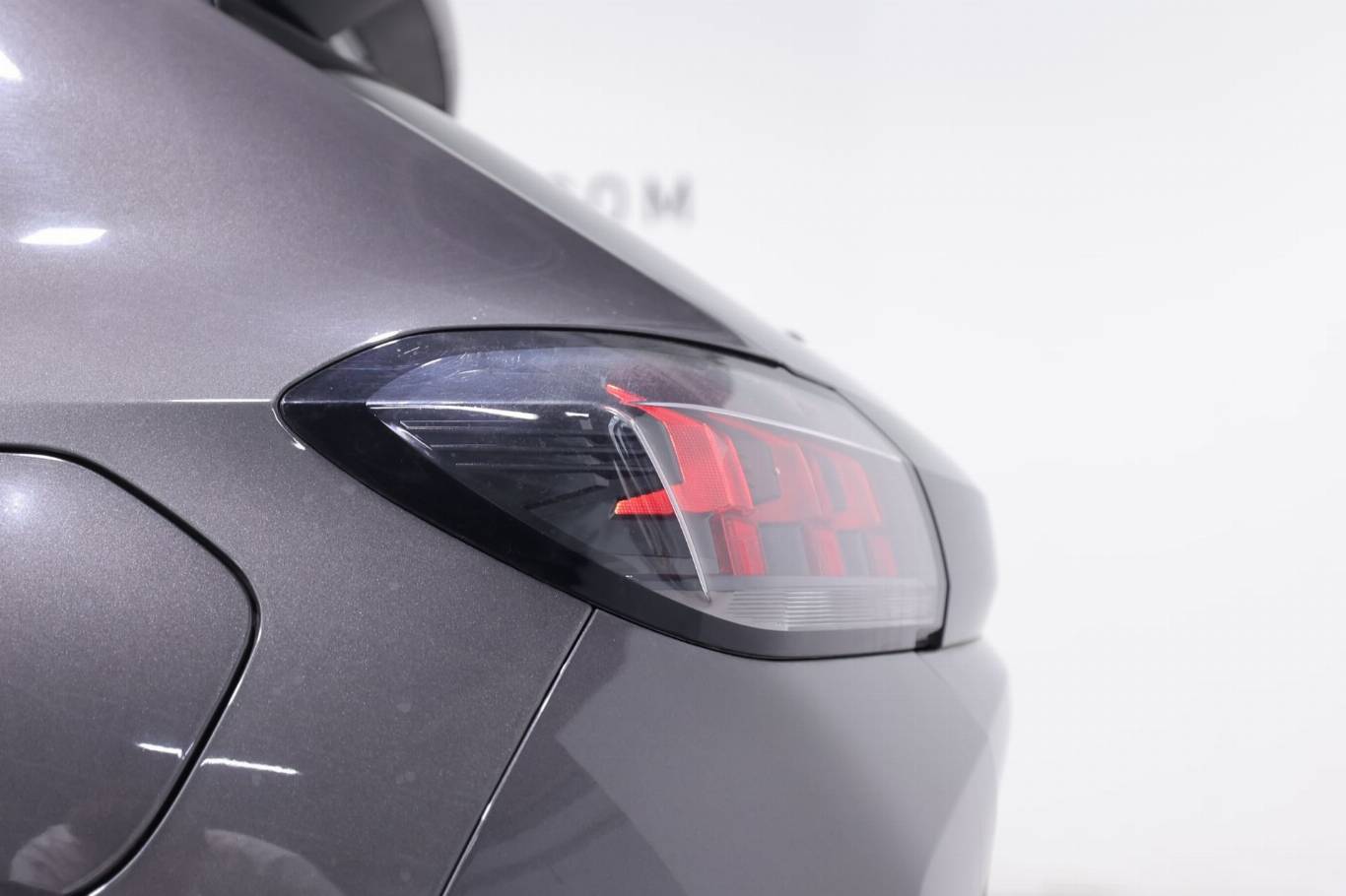 PEUGEOT 208 35