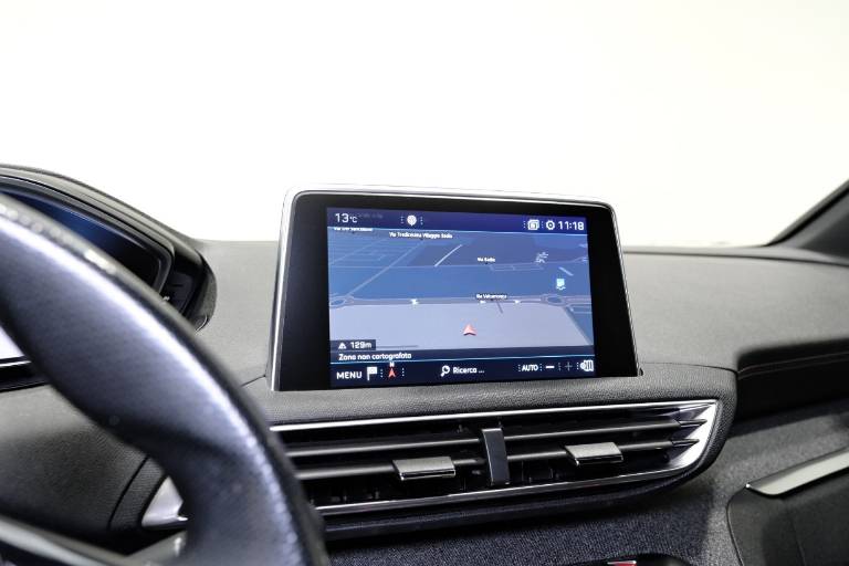 PEUGEOT 3008 36