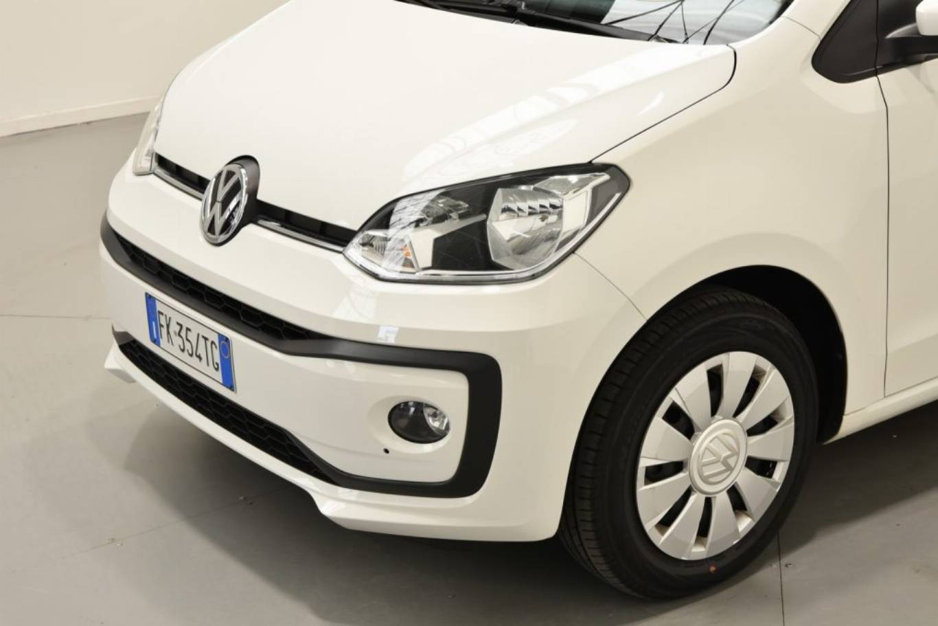 VOLKSWAGEN Up! 49