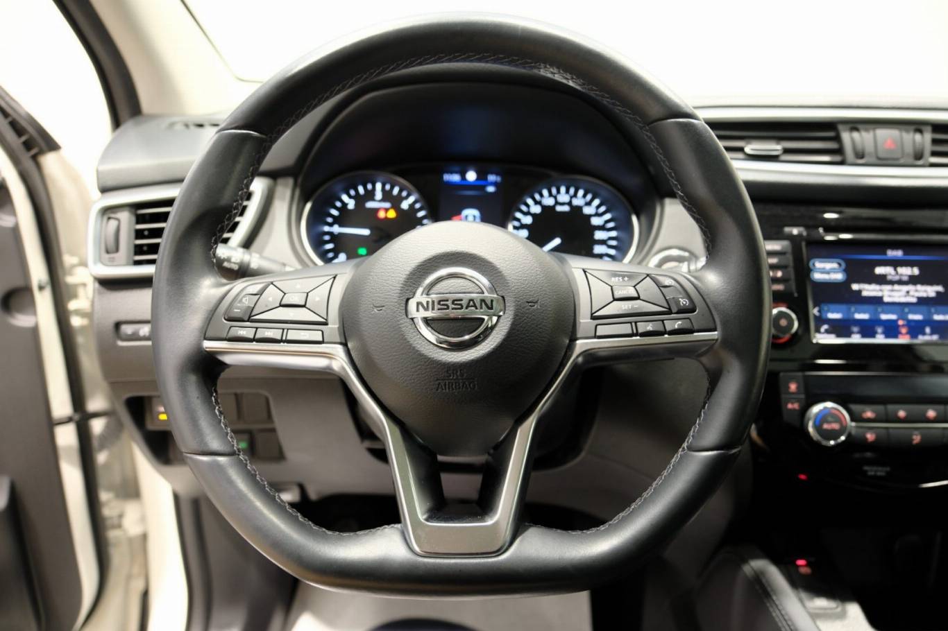 NISSAN Qashqai 8