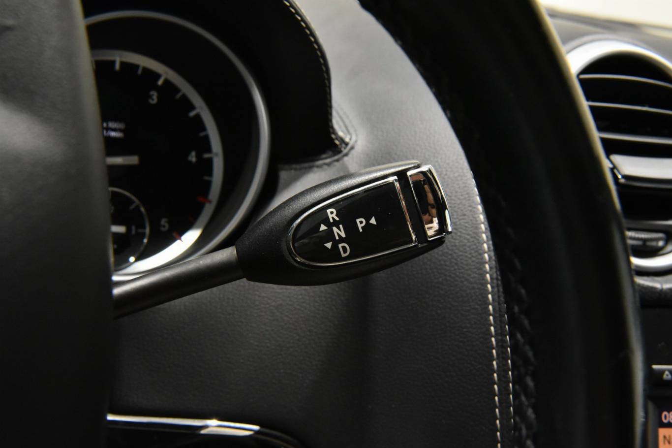 MERCEDES-BENZ ML 350 9