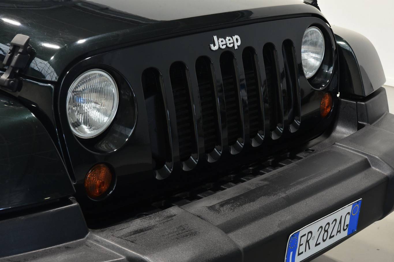 JEEP Wrangler 38