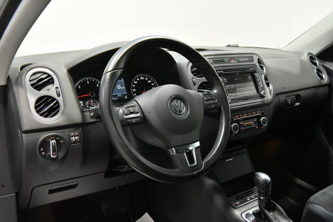 VOLKSWAGEN Tiguan 3