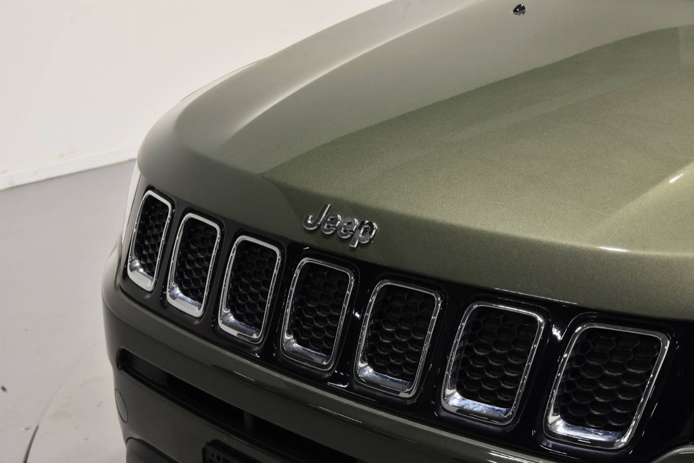 JEEP Compass 55