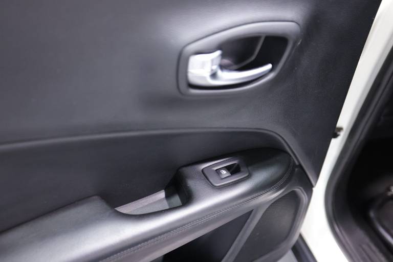 JEEP Compass 40