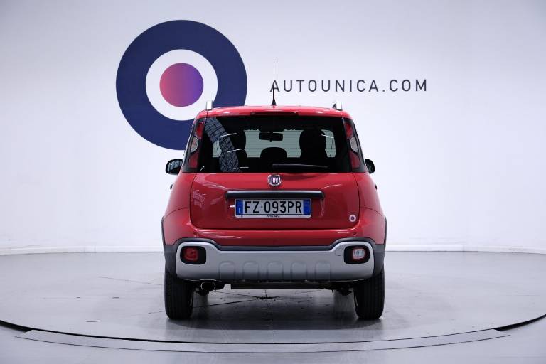 FIAT Panda Cross 16