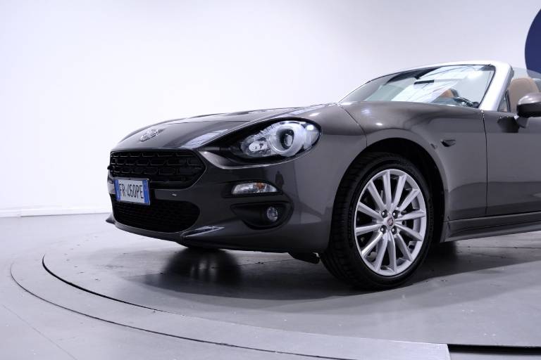 FIAT 124 Spider 49