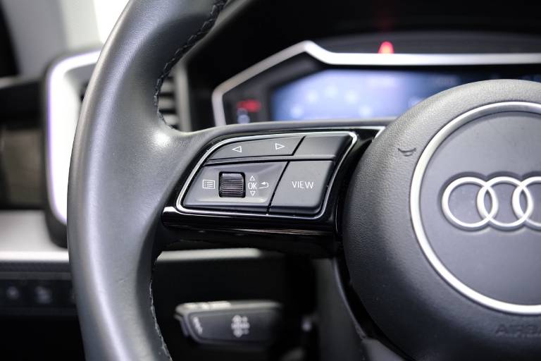 AUDI A1 20