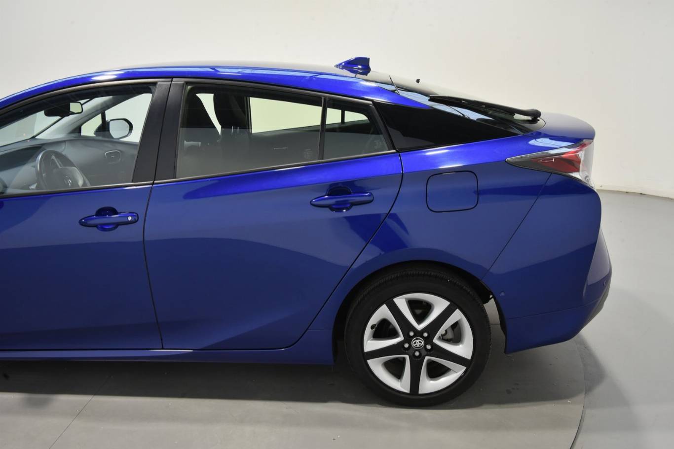 TOYOTA Prius 59