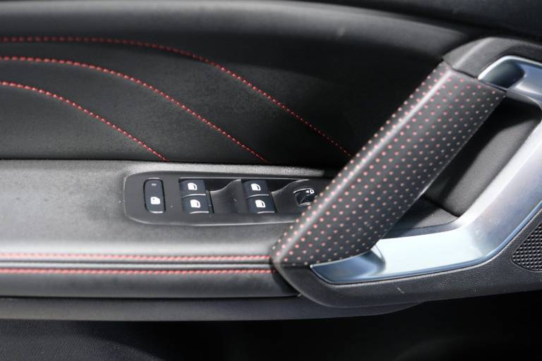 PEUGEOT 308 38
