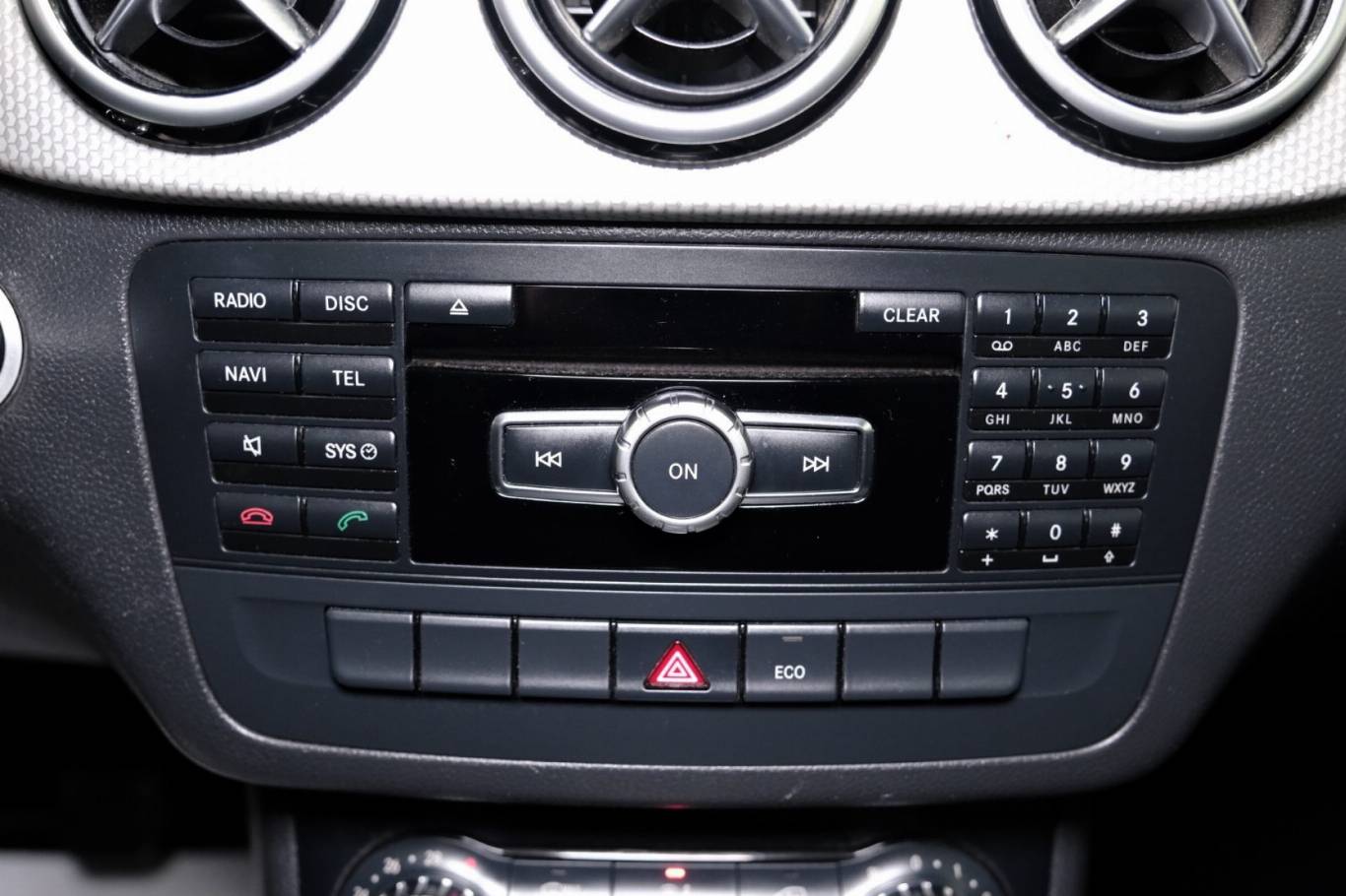MERCEDES-BENZ B 200 25