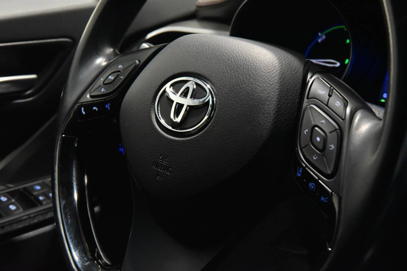 TOYOTA C-HR 42