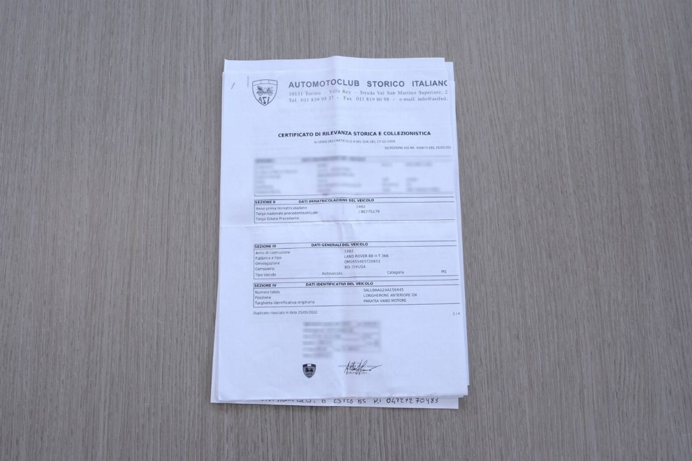 LAND ROVER Defender 15