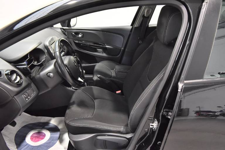 RENAULT Clio 4