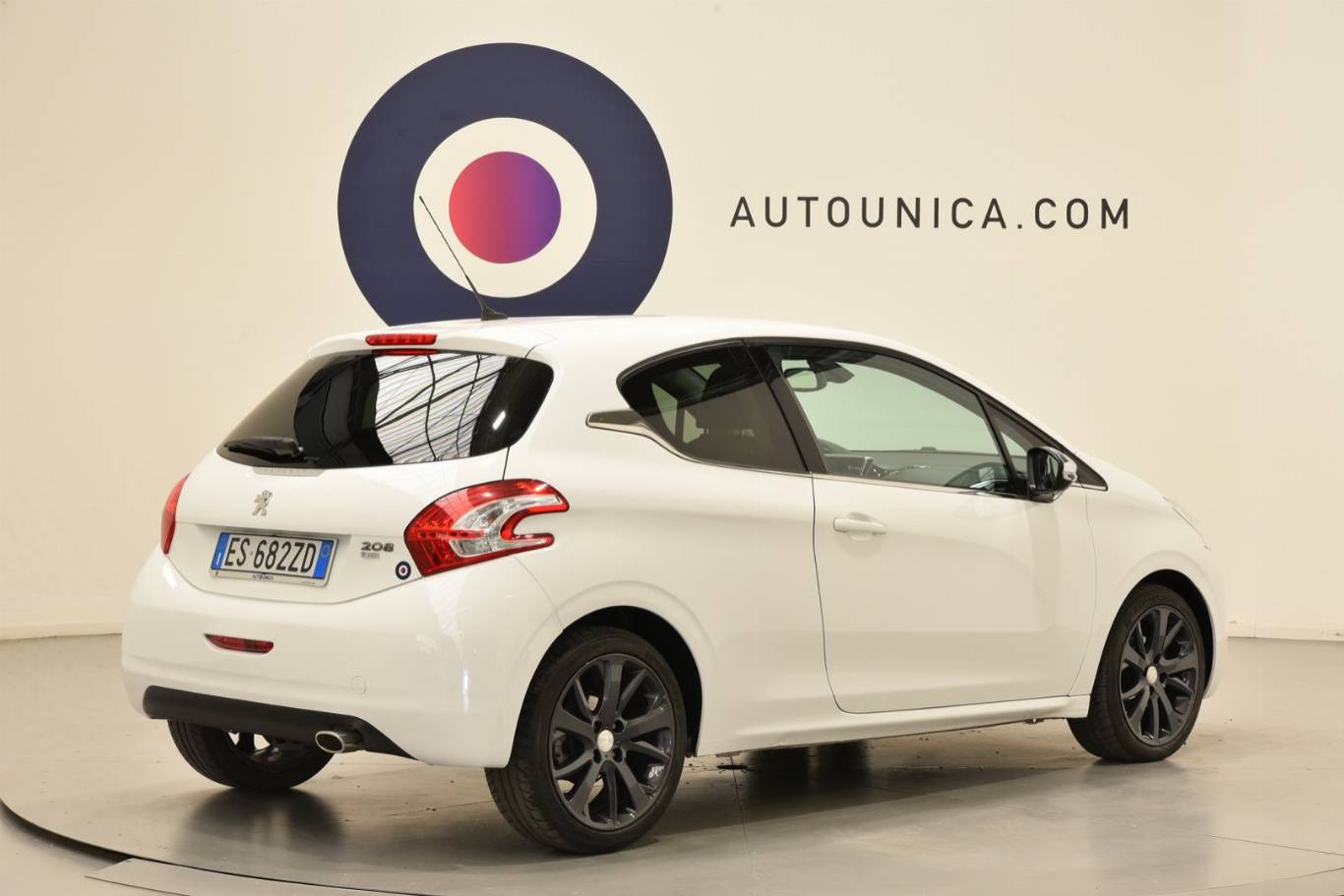PEUGEOT 208 30