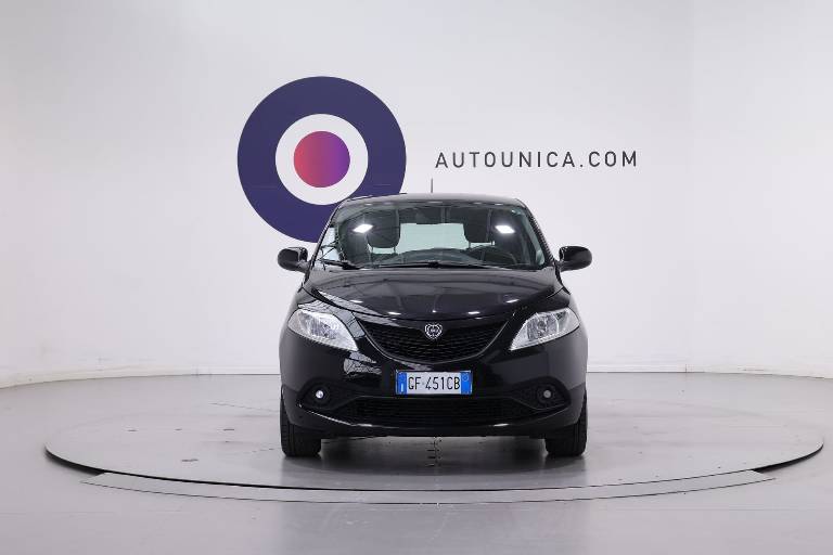 LANCIA Ypsilon 2