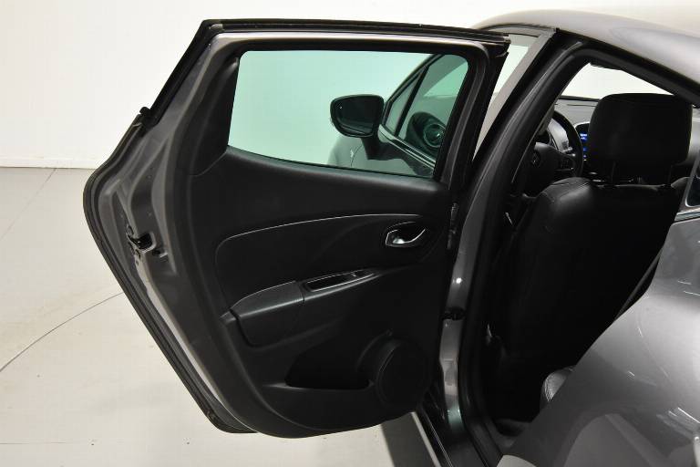 RENAULT Clio 36