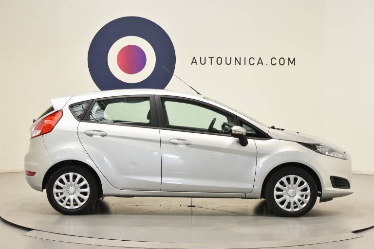 FORD Fiesta 30