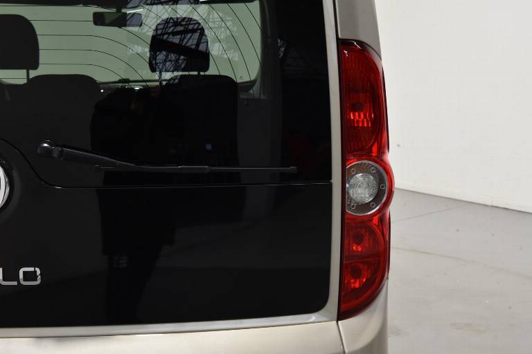 FIAT Doblo 19