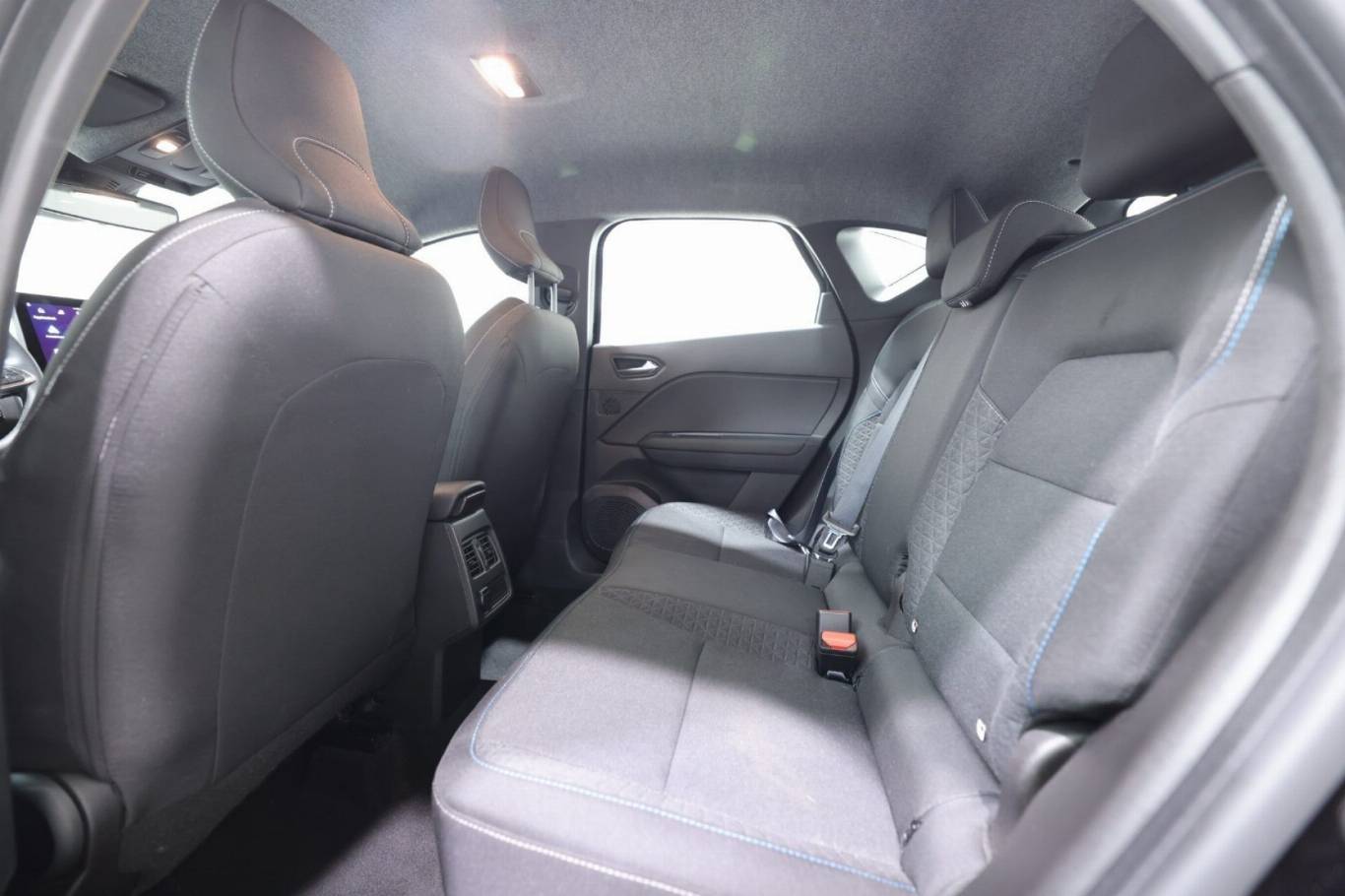 RENAULT Captur 33