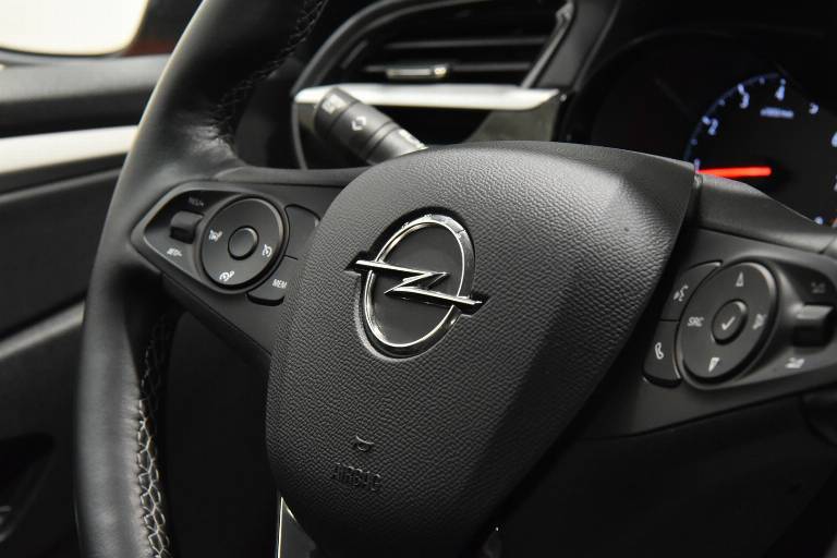 OPEL Corsa 23