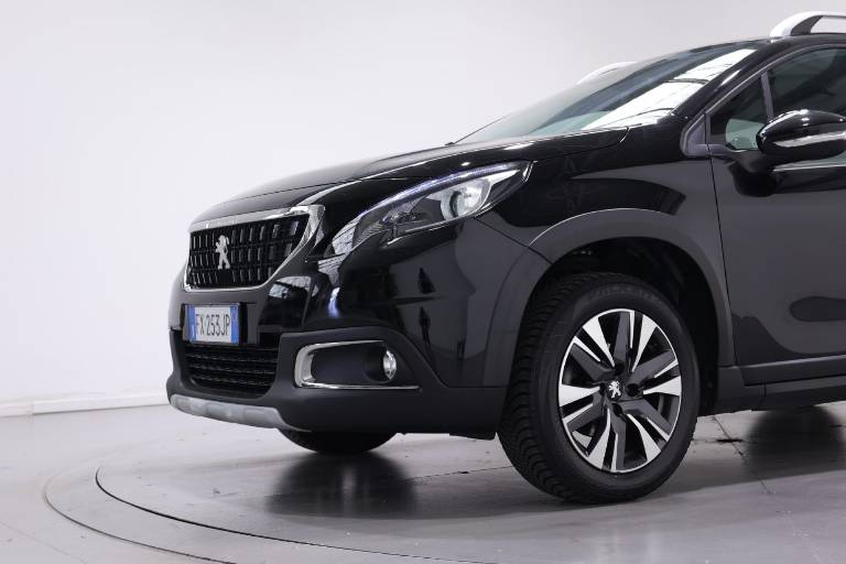 PEUGEOT 2008 12