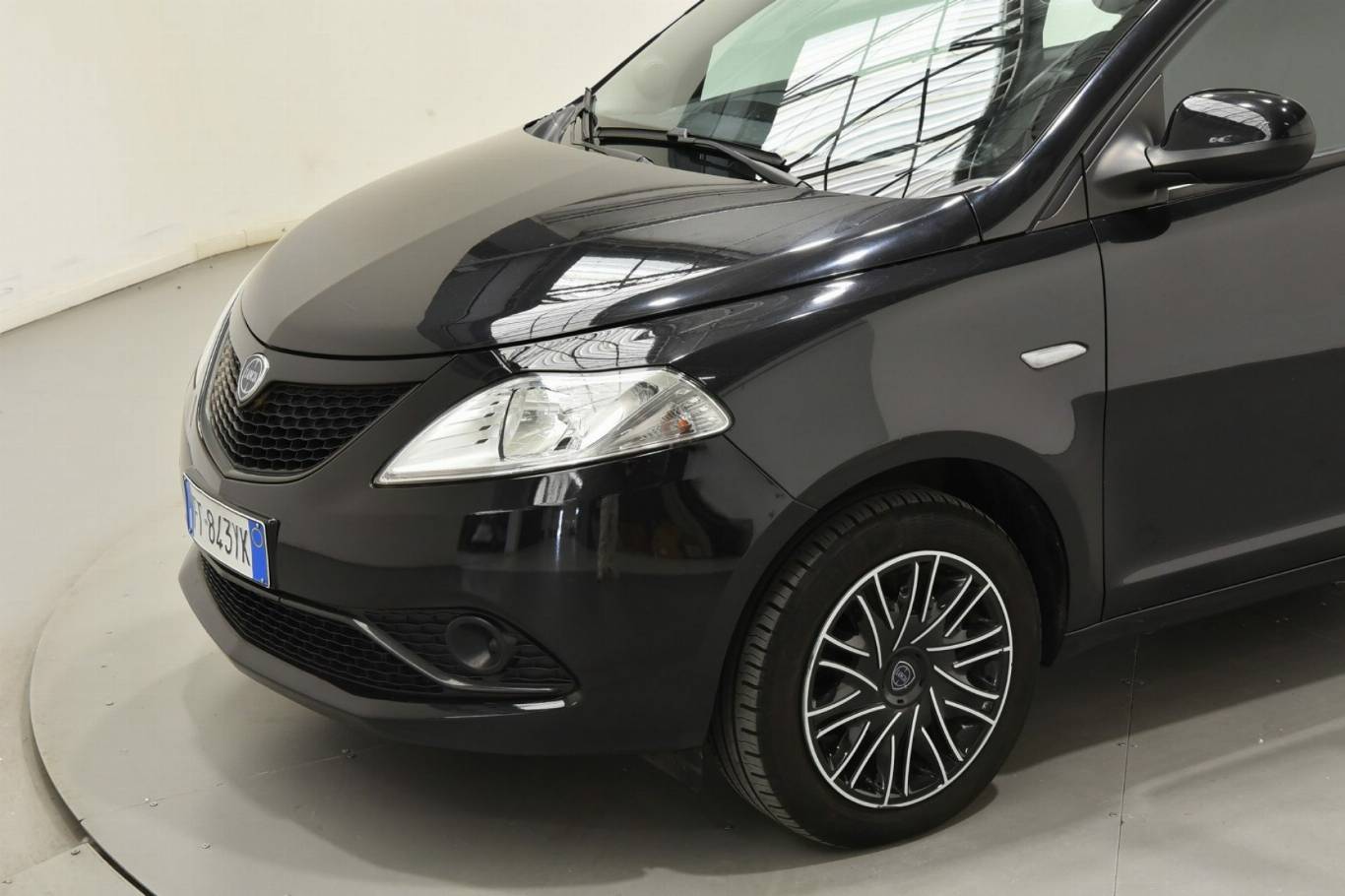 LANCIA Ypsilon 18