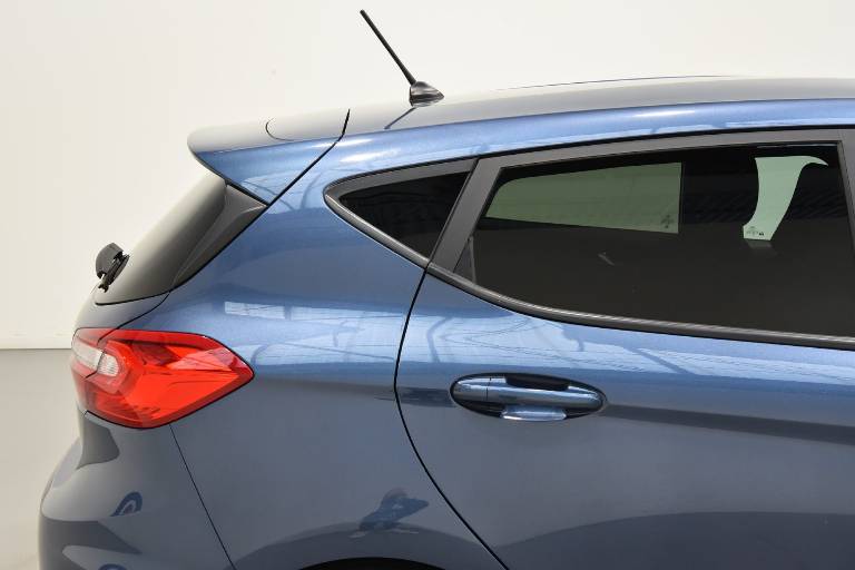 FORD Fiesta 48