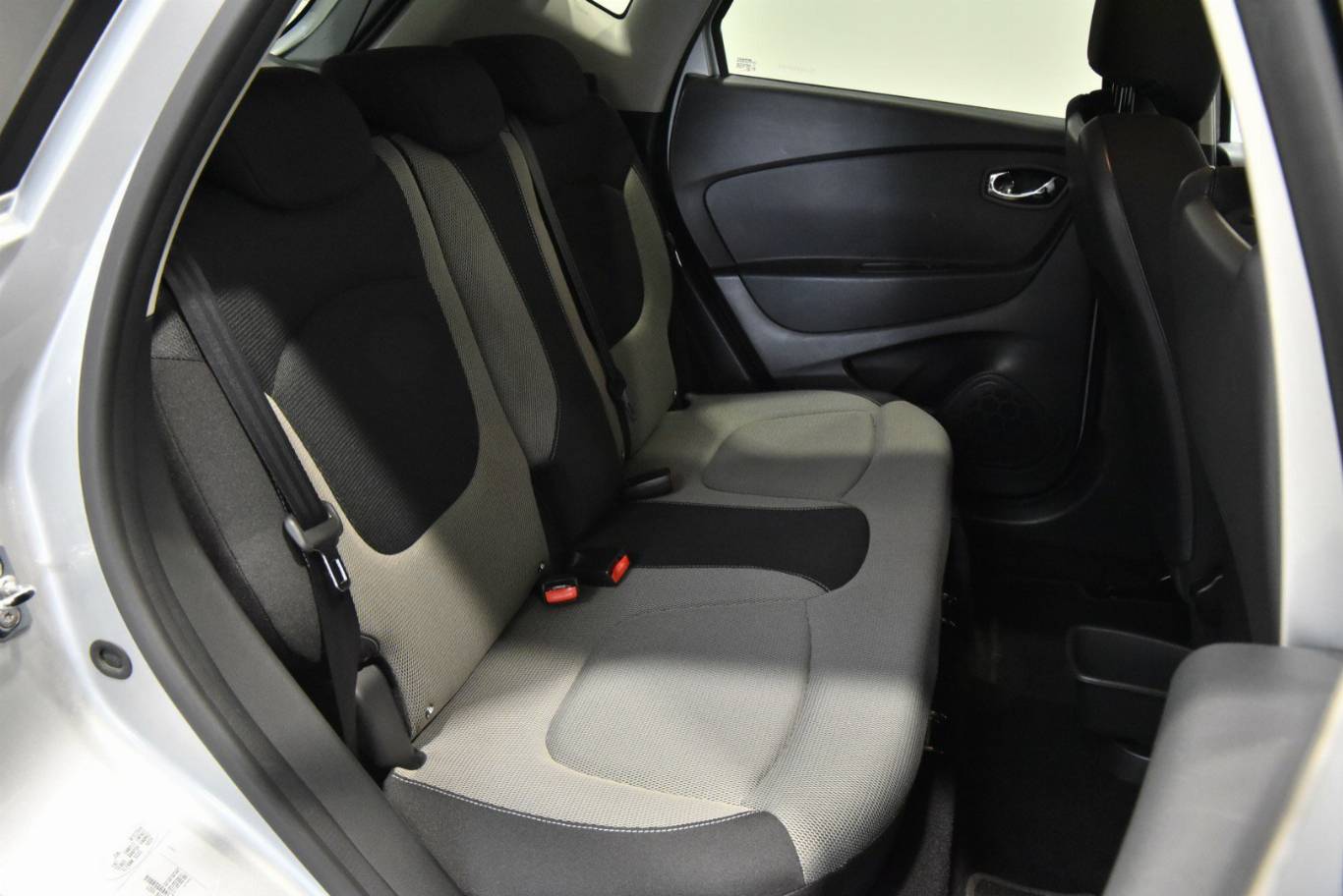 RENAULT Captur 29