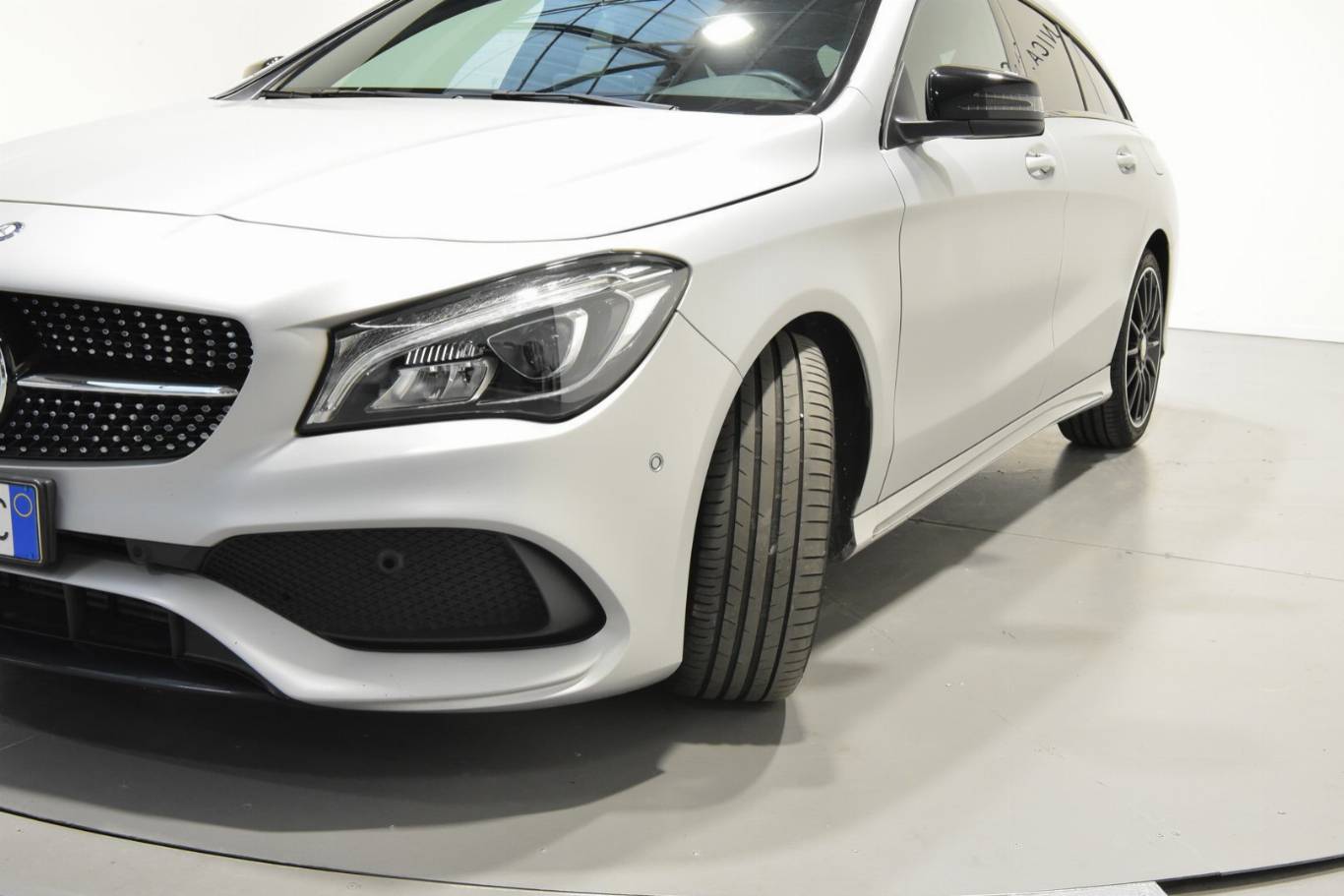 MERCEDES-BENZ CLA 220 60
